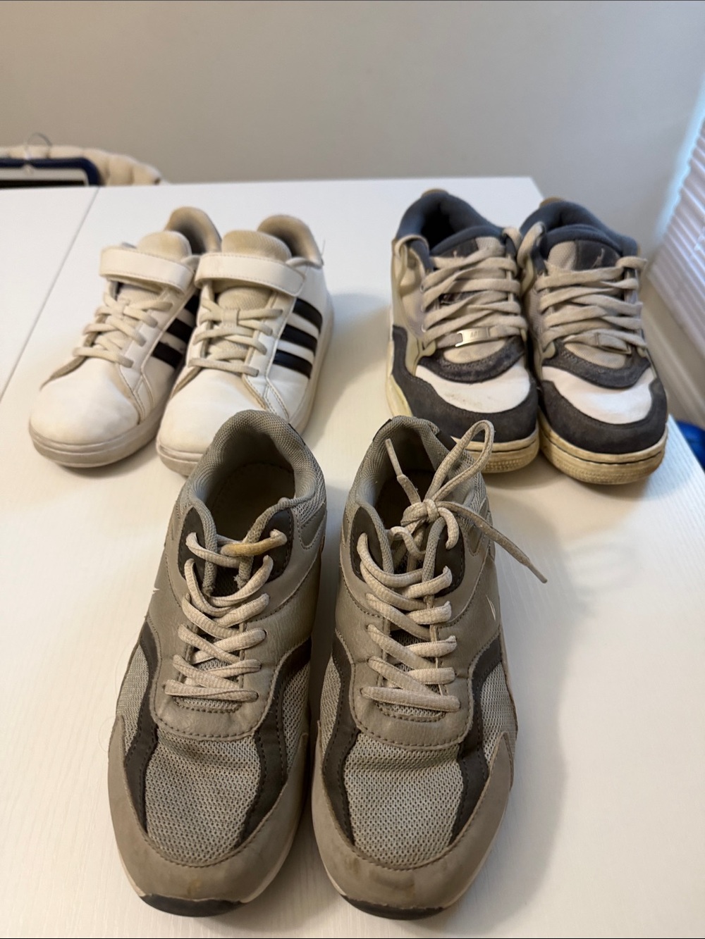 Nike Kids Gray and White Sneakers Pack